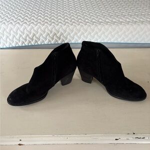 Paul Green Black Suede Ankle Boots